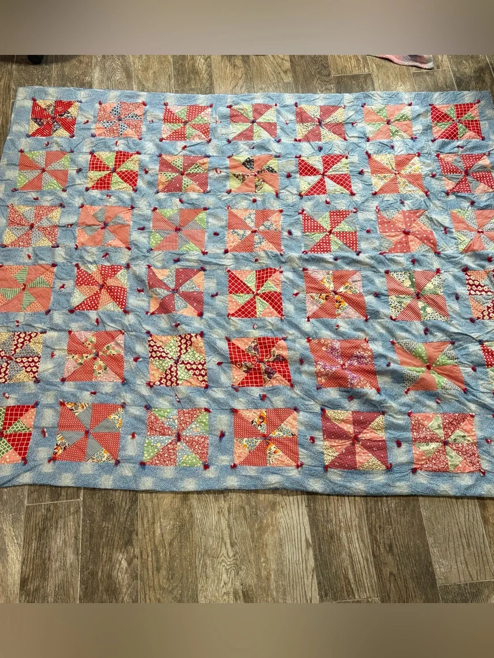 Vintage Handmade Patchwork Pinwheel Quilt 72”X58” Red Blue Floral Cottage 1940s